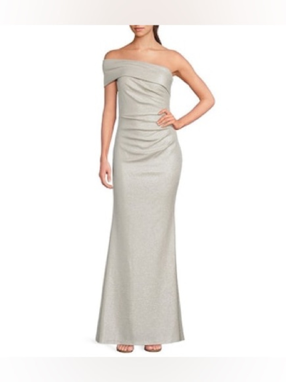 ELIZA J champagne metallic Off-the-Shoulder Ruched stealth gown dress size 2